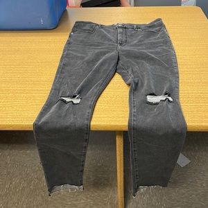 Good American Shadow Pocket Ripped Skinny jean size 16